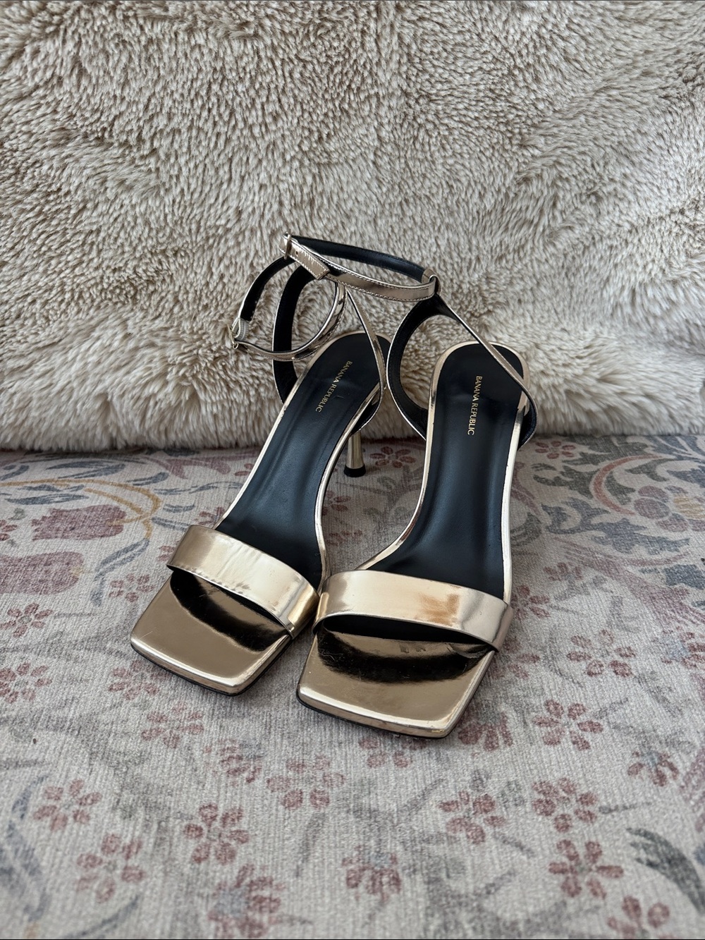 Banana Republic Metallic Gold Strappy Heels